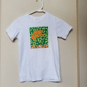 Nike Boys Tee. Size S